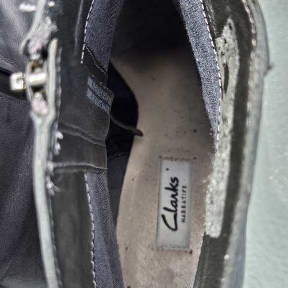 Clarks Sz 9.5 Women Leather Narrative Movie Act Boot Grey Black - Picture 4 of 12